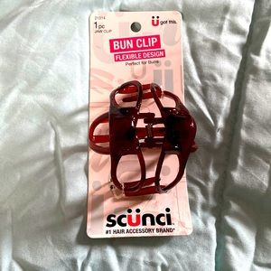 Brand new brown bun clip